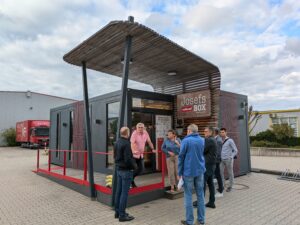 Allianz besichtigt „Josefs nahkauf BOX“ in Pettstadt